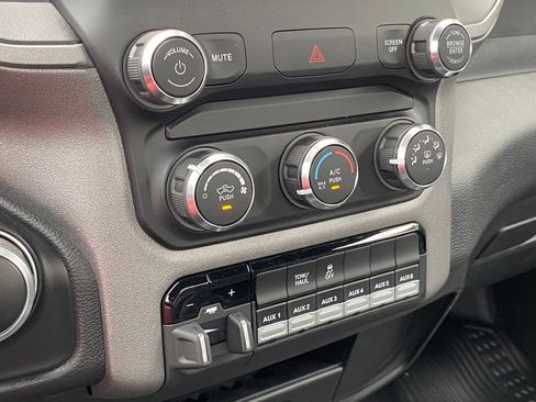 Used 2022 RAM 2500 Tradesman image 18