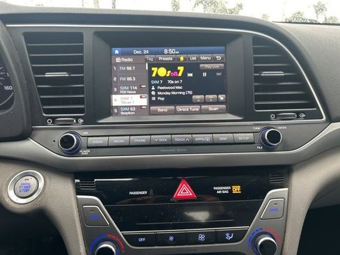 Used 2017 Hyundai Elantra SE w/ SE A/T Tech Package 03 image 9