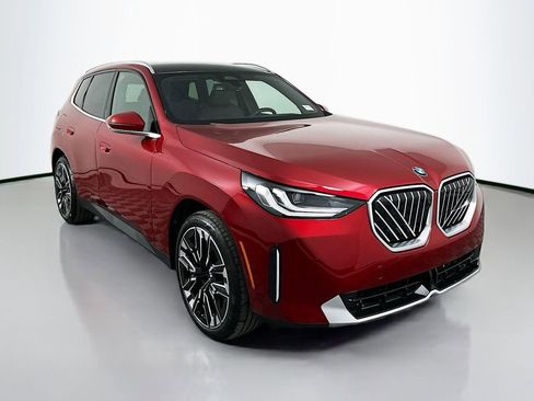 Used 2025 BMW X3 xDrive30i w/ Premium Package AWD/4WD image 3