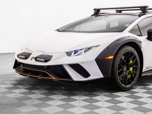 Used 2024 Lamborghini Huracan Sterrato AWD/4WD image 52