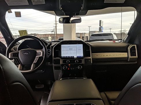 Certified 2022 Ford F250 Lariat w/ Tremor Off-Road Package image 15