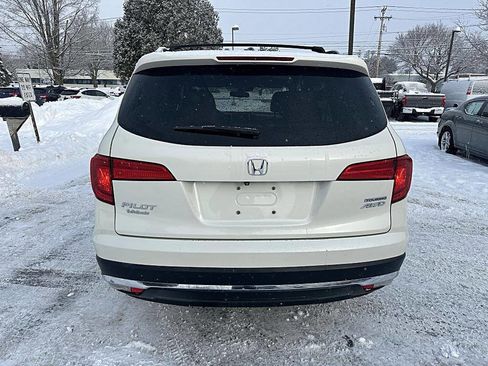 Used 2016 Honda Pilot Touring image 4