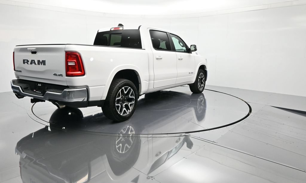 Used 2025 RAM 1500 Laramie AWD/4WD image 5
