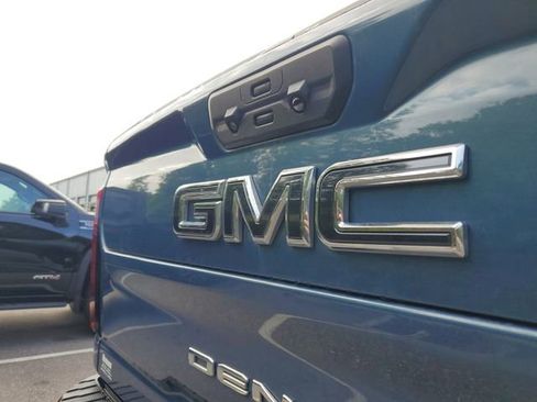 Used 2024 GMC Sierra 2500 Denali Ultimate w/ Max Trailering Package AWD/4WD image 6
