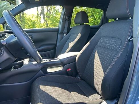 Used 2024 Honda HR-V Sport image 14