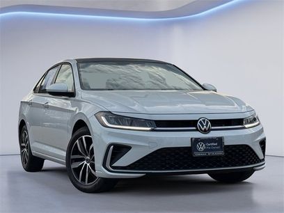 Used 2025 Volkswagen Jetta SE