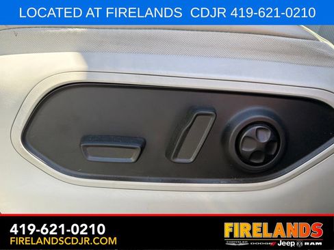 Used 2022 Jeep Grand Cherokee L Overland AWD/4WD image 23