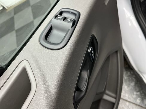 Certified 2024 Ford Transit 350 XLT image 9