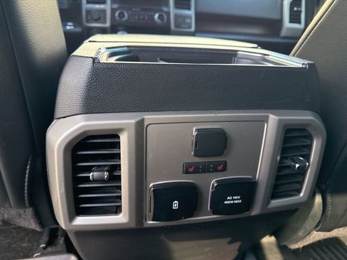 Used 2017 Ford F150 Lariat w/ Equipment Group 502A Luxury AWD/4WD image 10