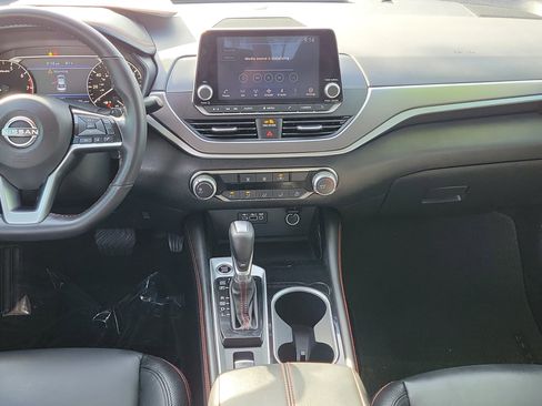 Certified 2024 Nissan Altima 2.5 SR AWD/4WD image 15