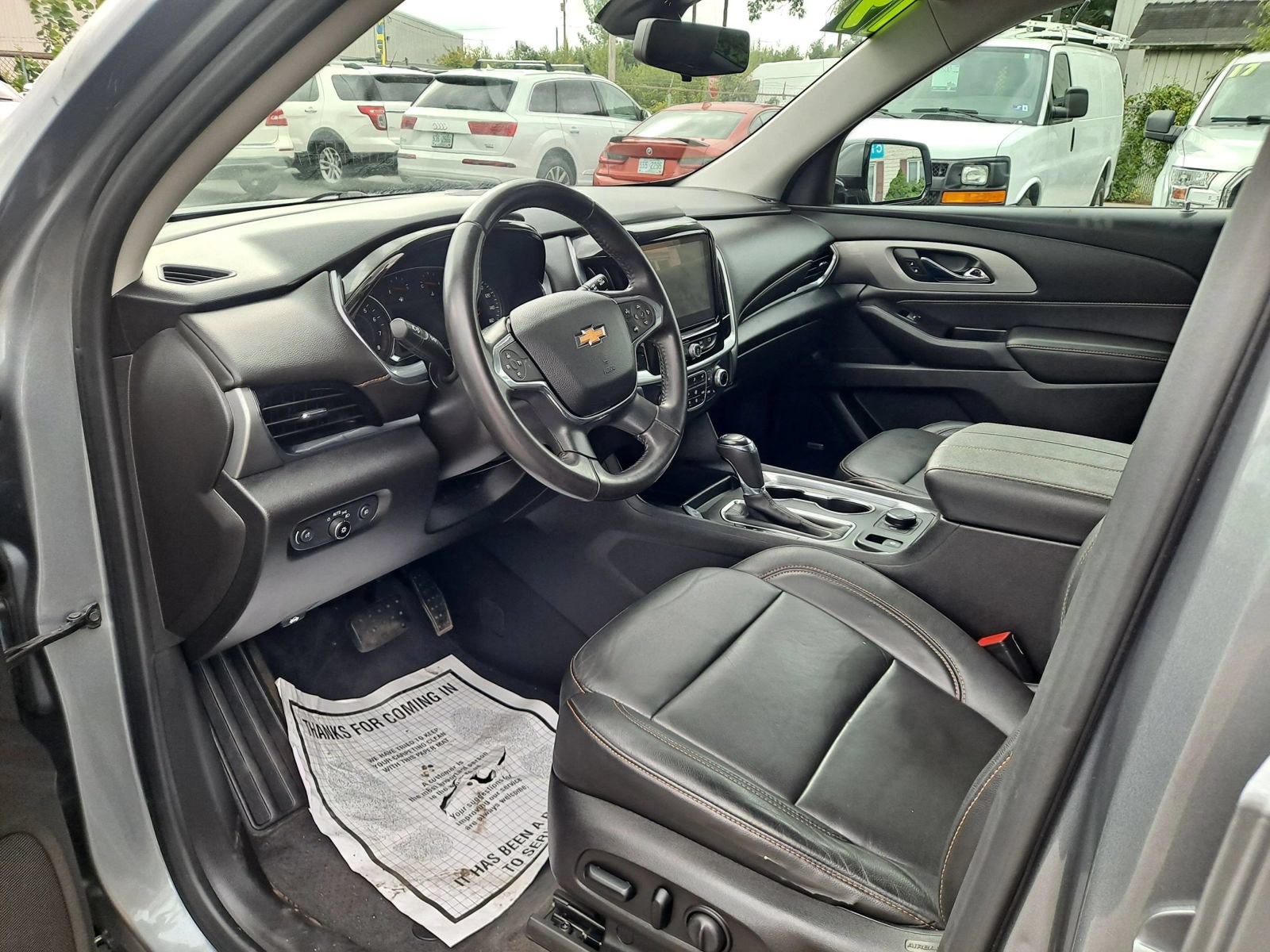 Used 2019 Chevrolet Traverse LT w/ LT Premium Package AWD/4WD image 7