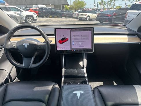 Used 2019 Tesla Model 3 Long Range RWD image 23
