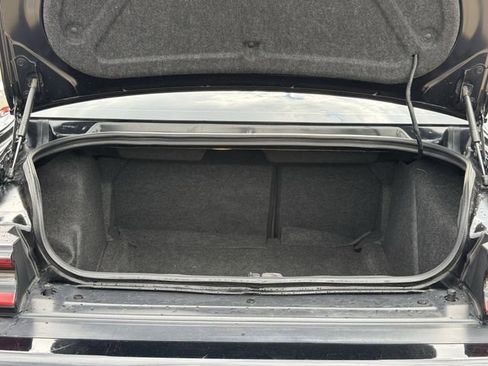 Used 2016 Dodge Challenger R/T RWD image 27