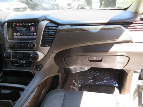 Used 2016 GMC Yukon Denali w/ Open Road Package AWD/4WD image 34