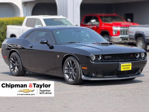 Used 2020 Dodge Challenger R/T Scat Pack w/ Shaker Package RWD image 1