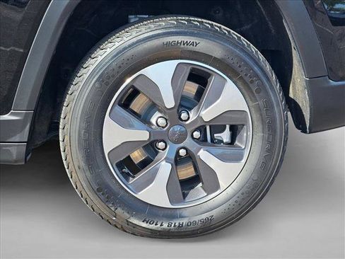 Used 2022 Jeep Grand Cherokee Limited 4xe AWD/4WD image 29