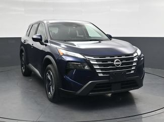 Used 2025 Nissan Rogue SV FWD video 2