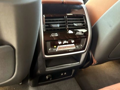 New 2026 BMW X5 xDrive40i w/ Executive Package AWD/4WD image 16