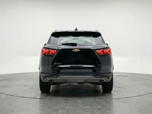 Used 2025 Chevrolet Blazer LT FWD image 7
