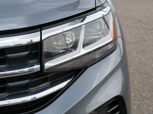 Certified 2023 Volkswagen Atlas Cross Sport SE image 10