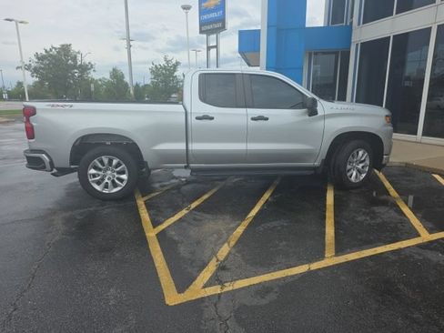 Used 2021 Chevrolet Silverado 1500 Custom AWD/4WD image 5