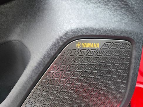 New 2025 Mitsubishi Outlander SE image 22