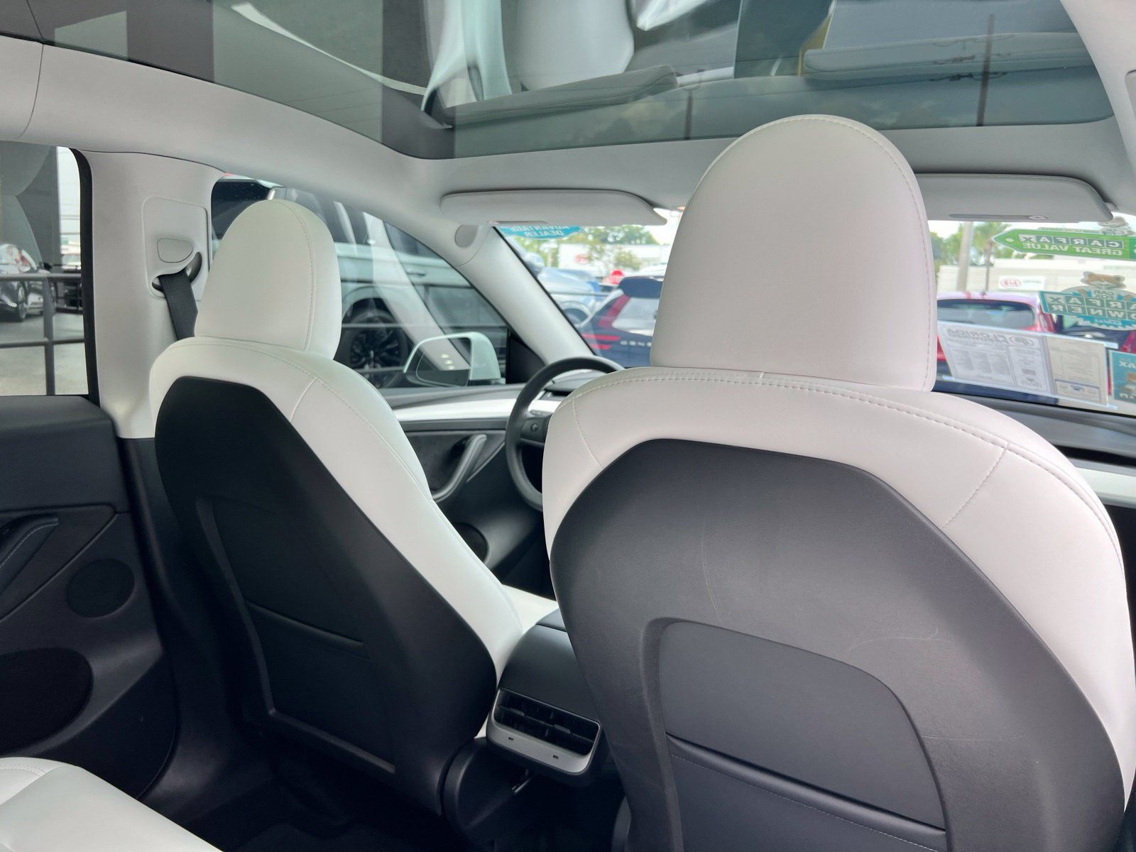 Used 2025 Tesla Model Y Long Range RWD image 62