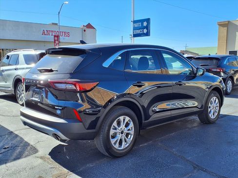 Used 2024 Ford Escape Active image 2