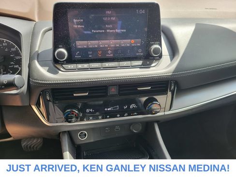 Certified 2023 Nissan Rogue SV AWD/4WD image 10