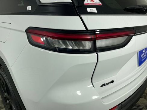 New 2026 Jeep Grand Cherokee Altitude AWD/4WD image 18