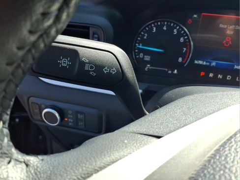 Used 2024 Ford Explorer XLT w/ Class IV Trailer Tow Package image 17