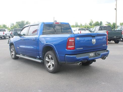 Used 2019 RAM 1500 Laramie w/ Sport Appearance Package AWD/4WD image 7