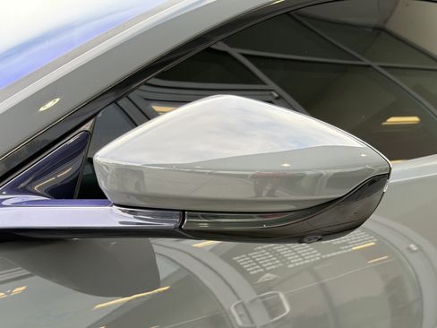 Used 2020 Aston Martin V8 Vantage Coupe RWD image 9