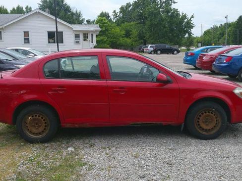 Used 2010 Chevrolet Cobalt LT FWD image 3