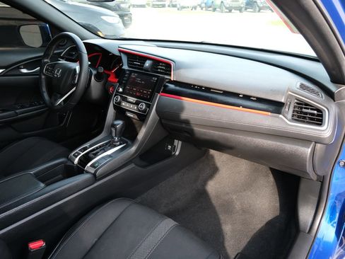 Used 2019 Honda Civic Sport image 28