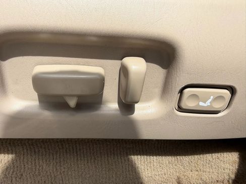 Used 2002 Toyota Land Cruiser AWD/4WD image 21