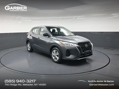 Used 2024 Nissan Kicks S FWD image 1