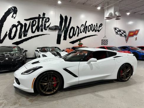 Used 2016 Chevrolet Corvette Stingray Coupe w/ 2LT Preferred Equipment Group image 28