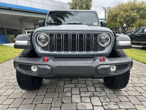 Used 2026 Jeep Gladiator Rubicon AWD/4WD image 19