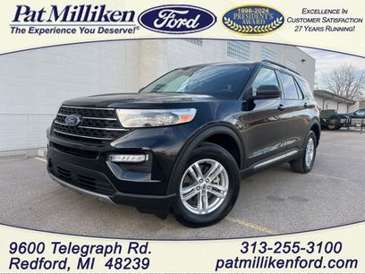 Certified 2022 Ford Explorer XLT w/ Equipment Group 202A