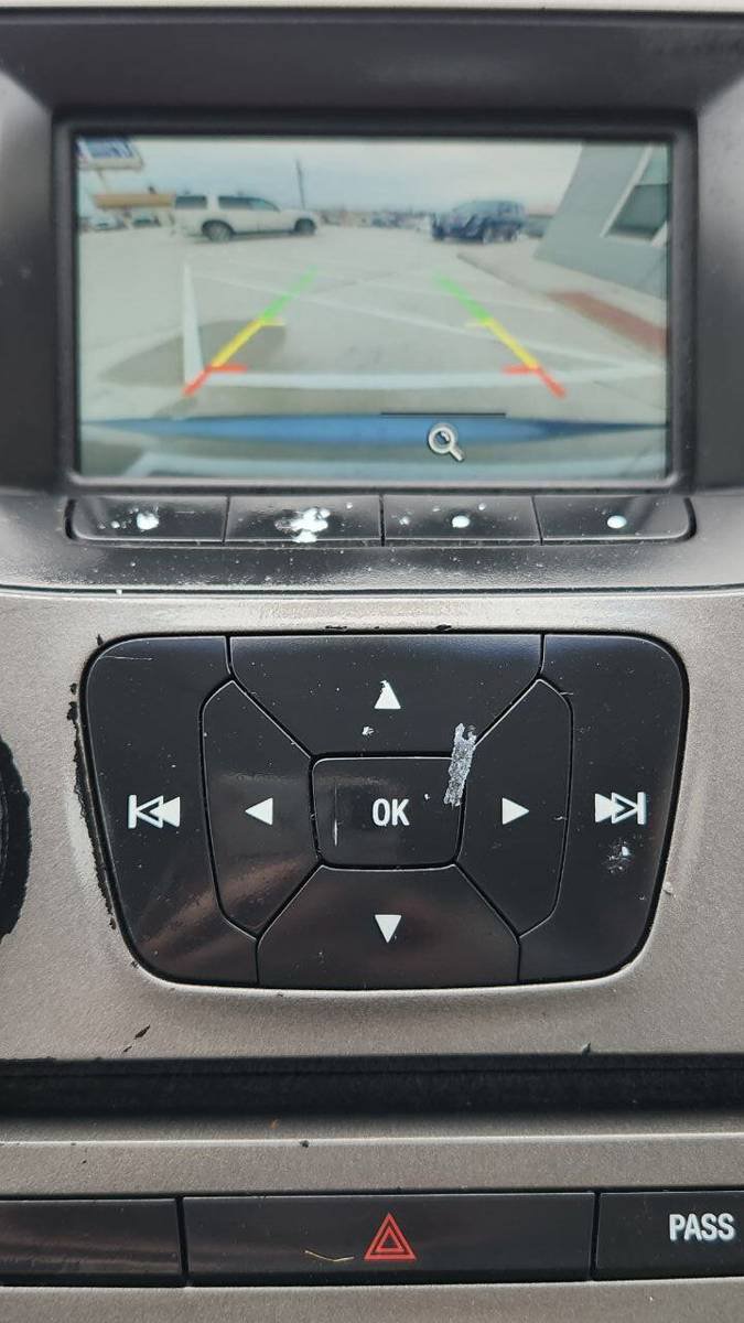 Used 2018 Ford Taurus SE FWD image 14
