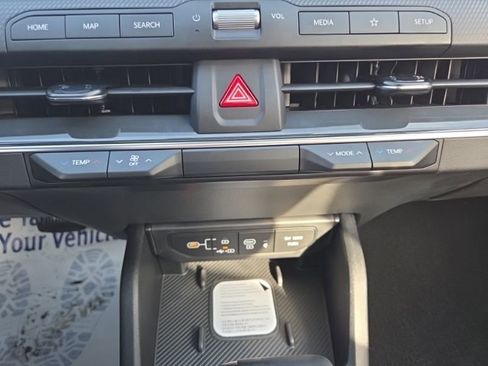 New 2025 Kia K4 GT-Line w/ GT-Line Sunroof Package FWD image 38