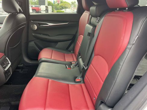 Used 2023 INFINITI QX55 Sensory w/ Lighting Package AWD/4WD image 19