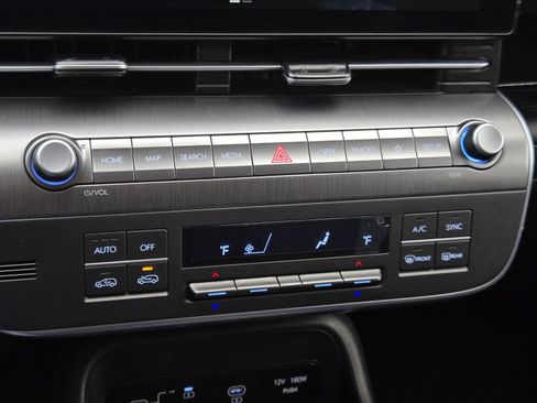 Used 2024 Hyundai Kona SEL image 19