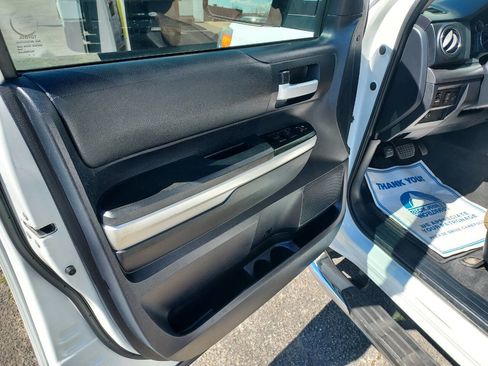 Used 2014 Toyota Tundra SR5 image 16