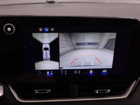 New 2026 Chevrolet Equinox LT w/ Safety and Technology Package FWD image 26
