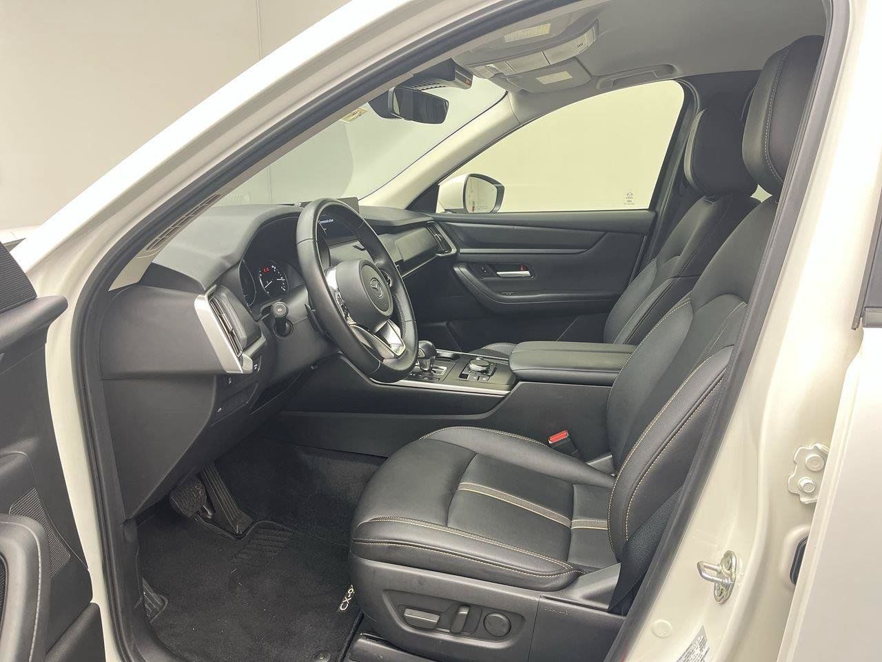 Used 2024 MAZDA CX-90 3.3 Turbo w/ Select Package AWD/4WD image 3