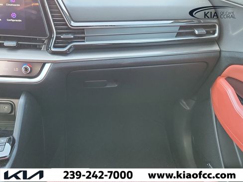 Certified 2024 Kia Sportage SX FWD image 16