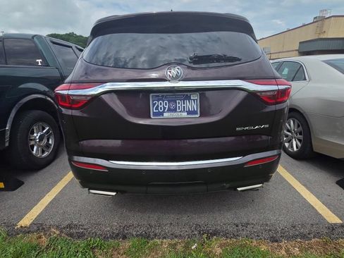Used 2019 Buick Enclave Essence FWD image 6
