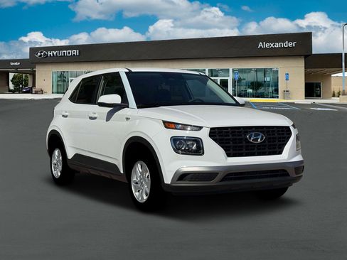 New 2026 Hyundai Venue SE image 11